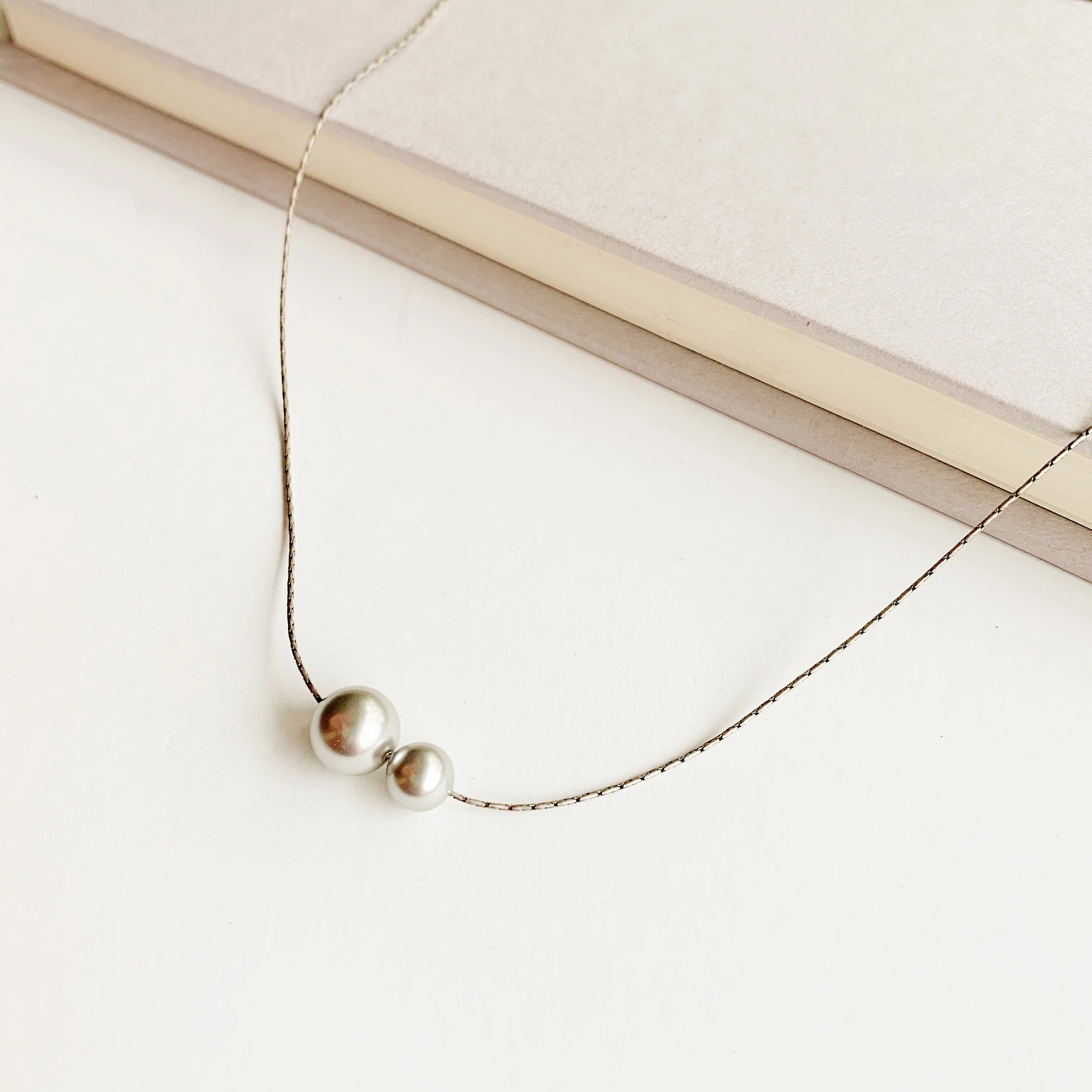 Billie Pearl Choker
