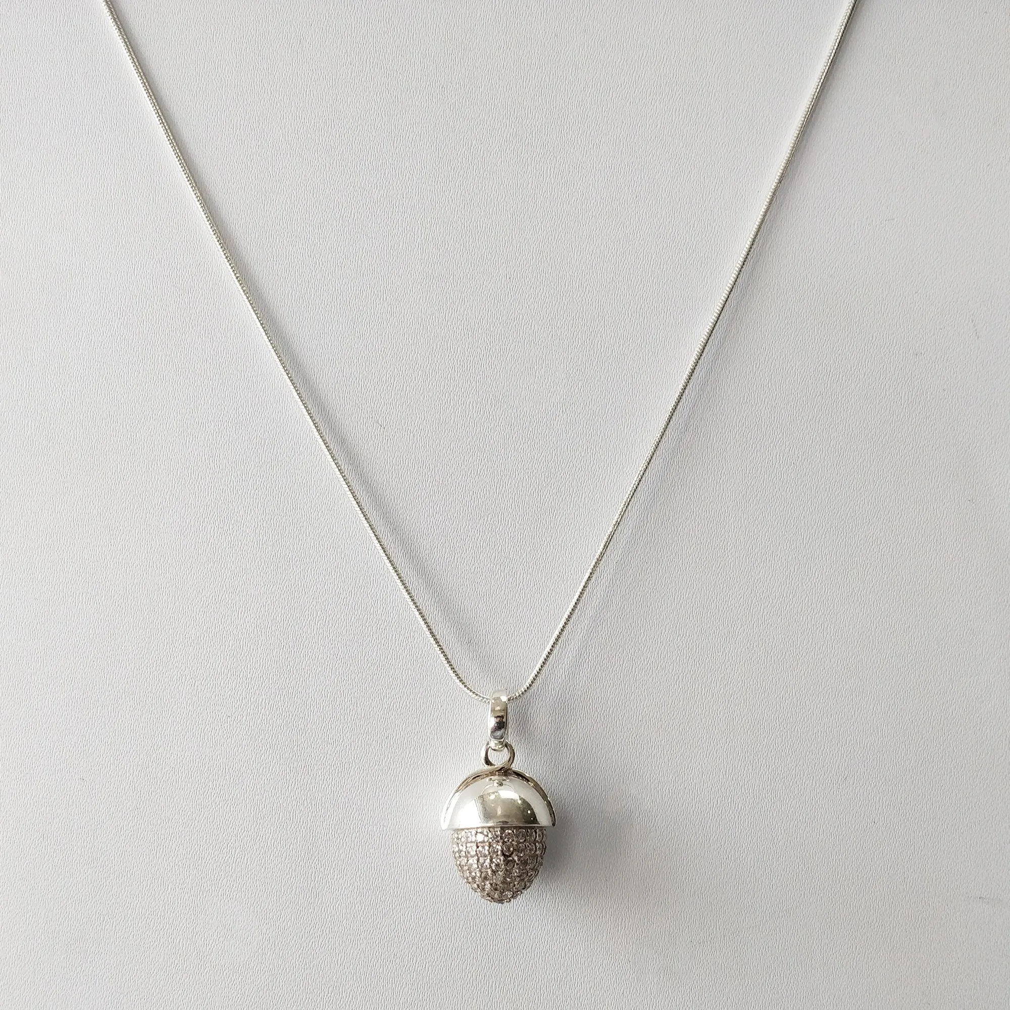 CUBIC ZIRCONIA & 925 Sterling Silver Necklace : 8.52gms(Approx) Fashion Regular Medium Bullet Pendant With Necklace 18.5" Gift For Her