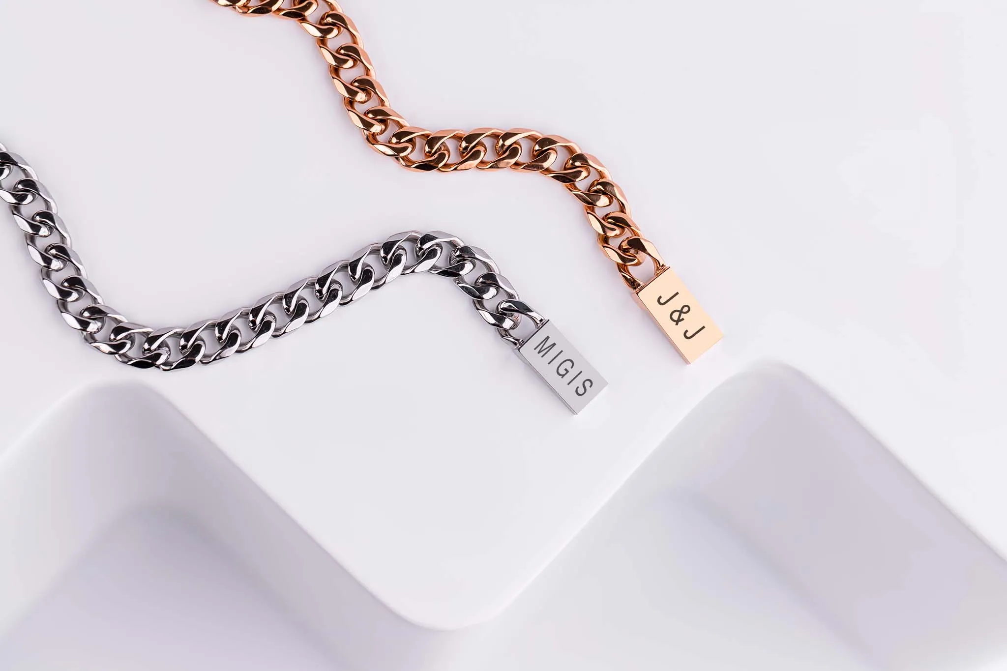 Initial chain bracelet silver