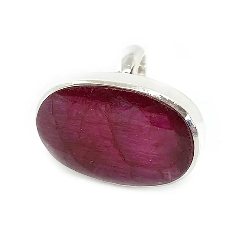 Saun Oval Statement Ruby Ring