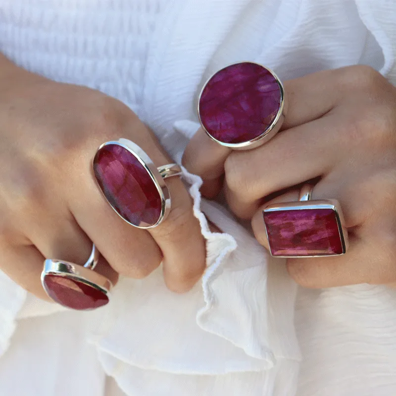 Saun Oval Statement Ruby Ring