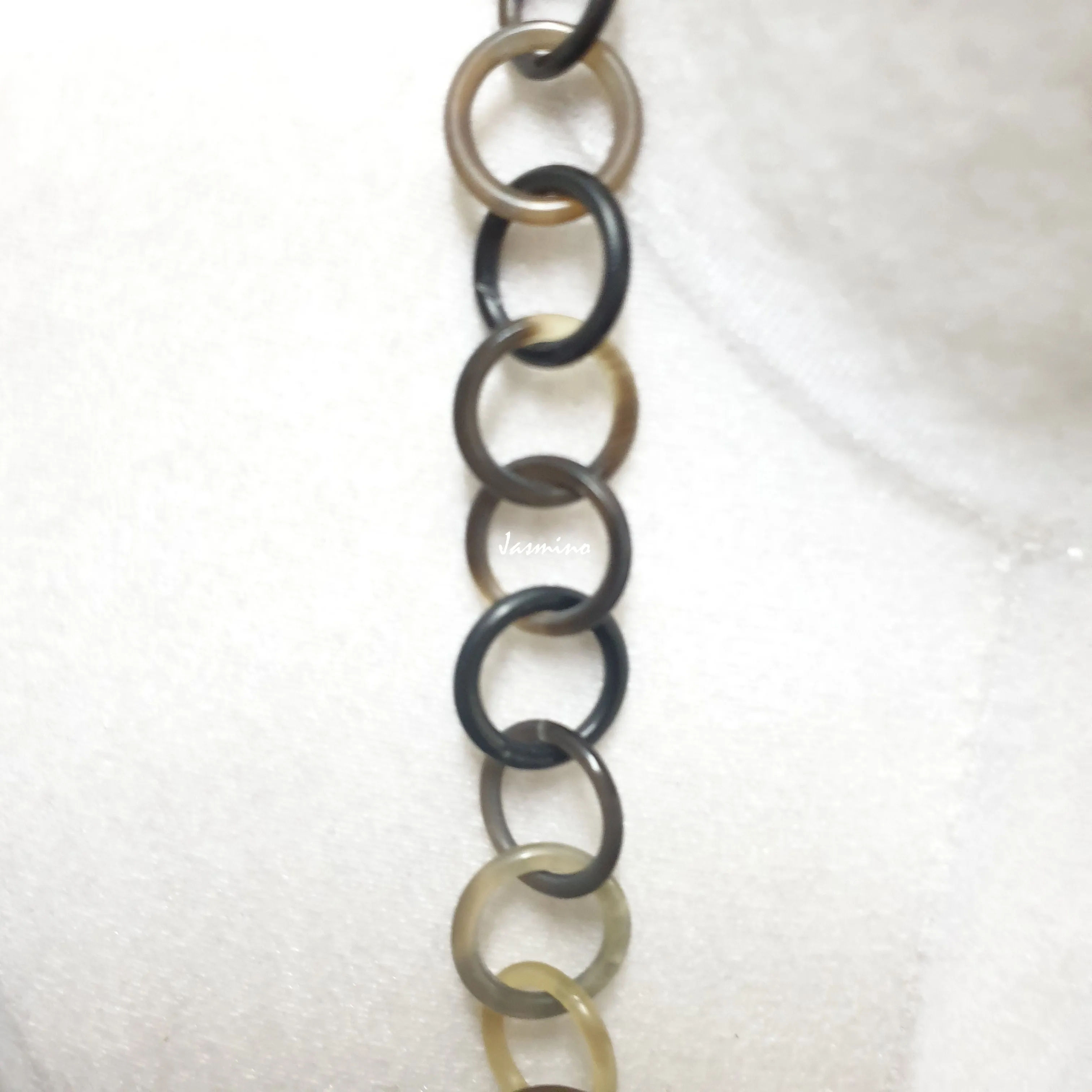 Stunning Handmade Buffalo Horn Necklace J18183, Made by Natural Material