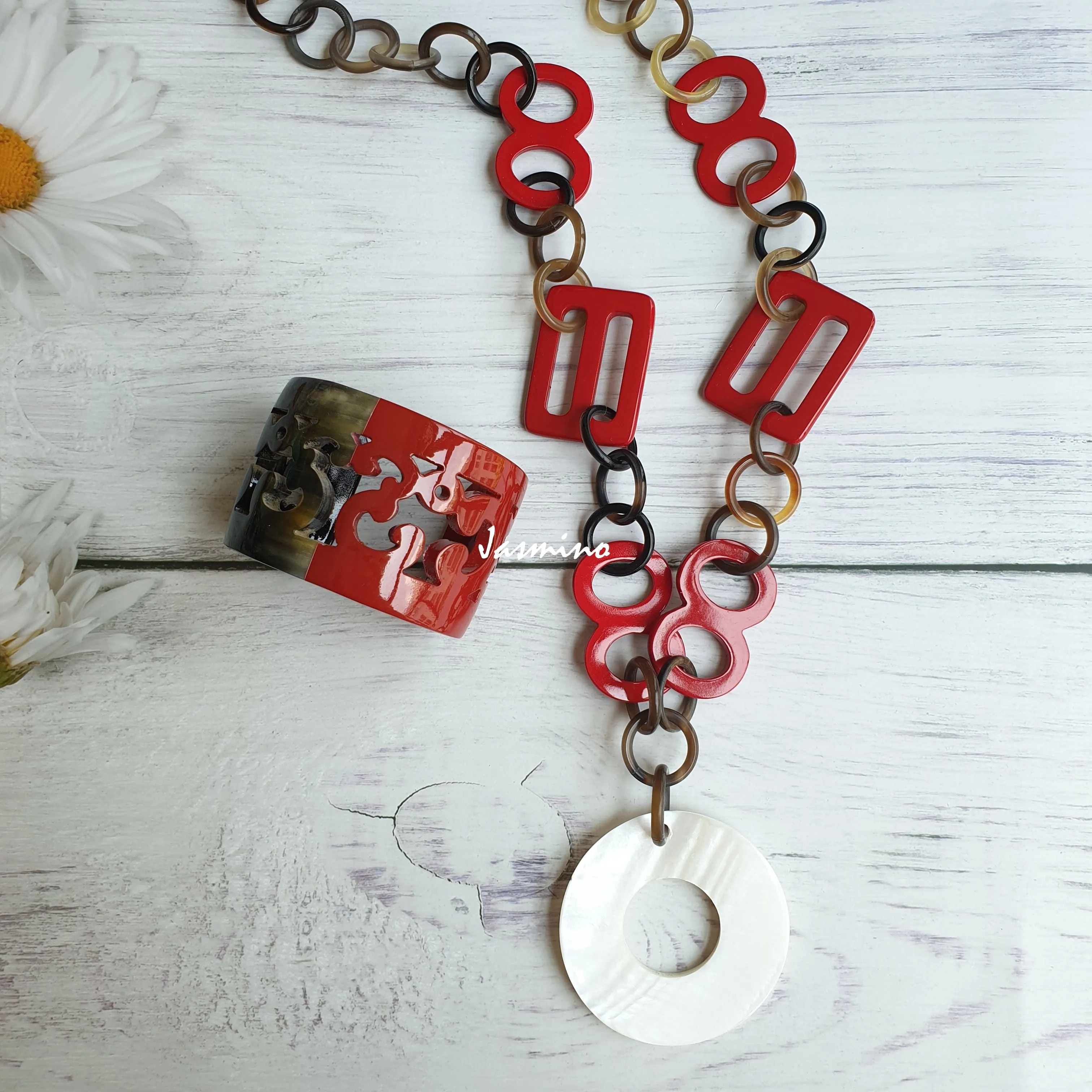 Stunning Handmade Buffalo Horn Necklace J18183, Made by Natural Material